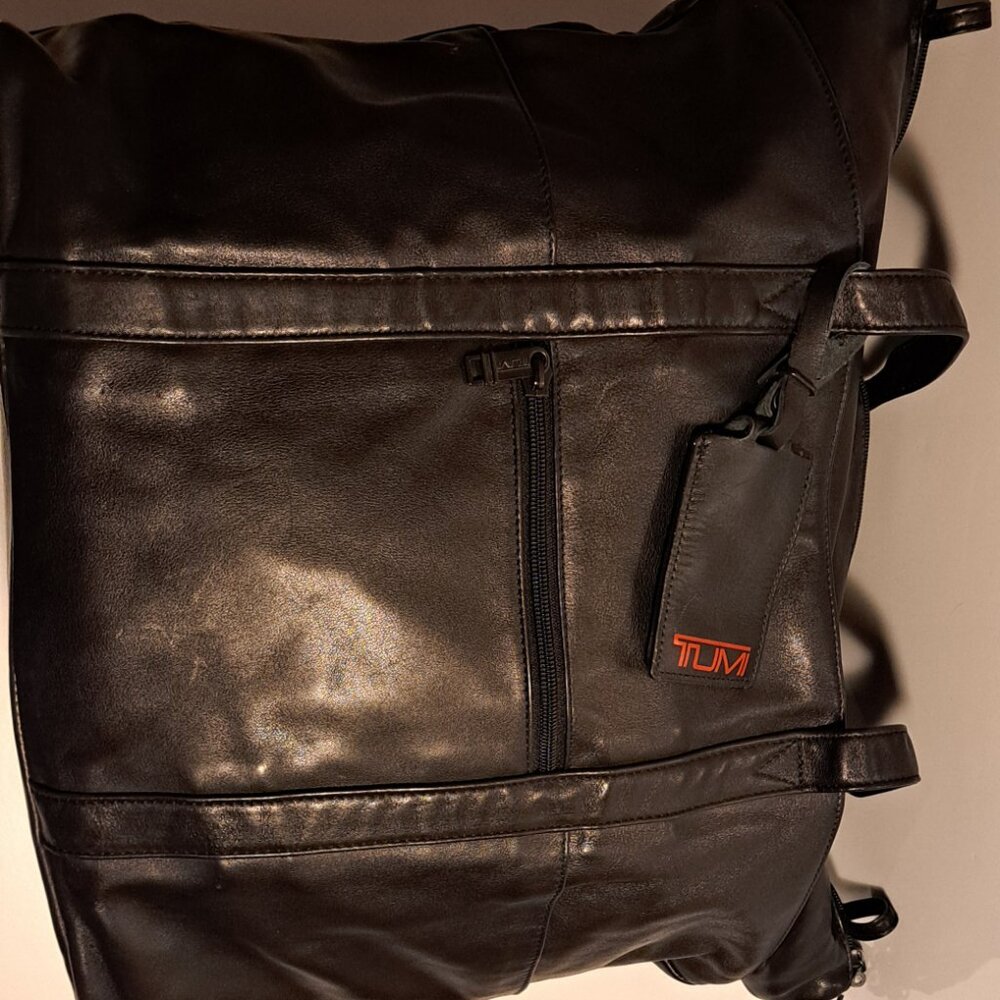 Tumi - Picture 4 of 5